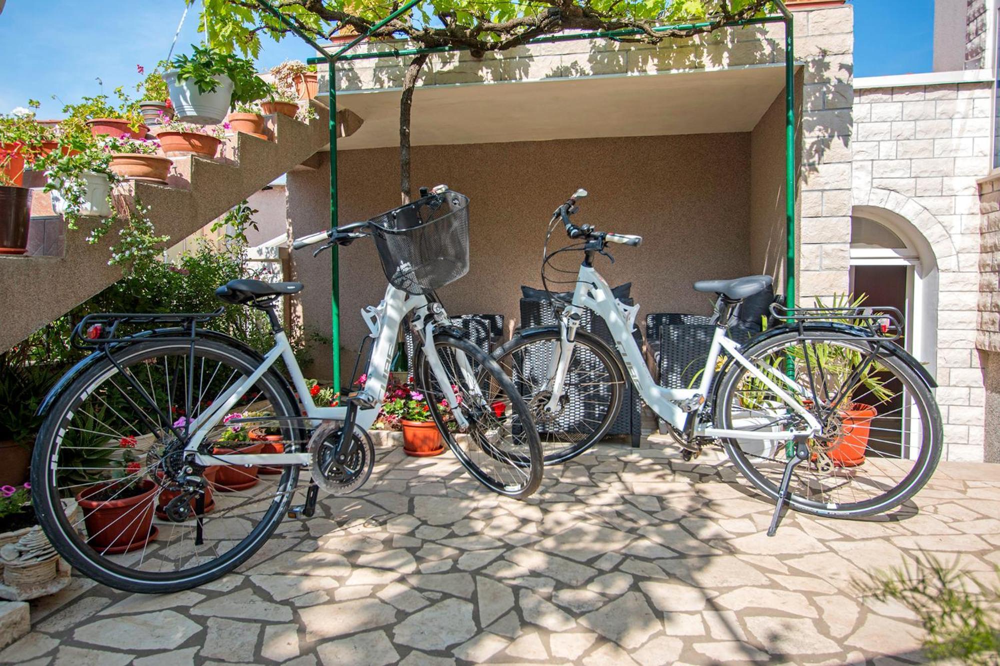 Apartman Oliva พูลา ภายนอก รูปภาพ