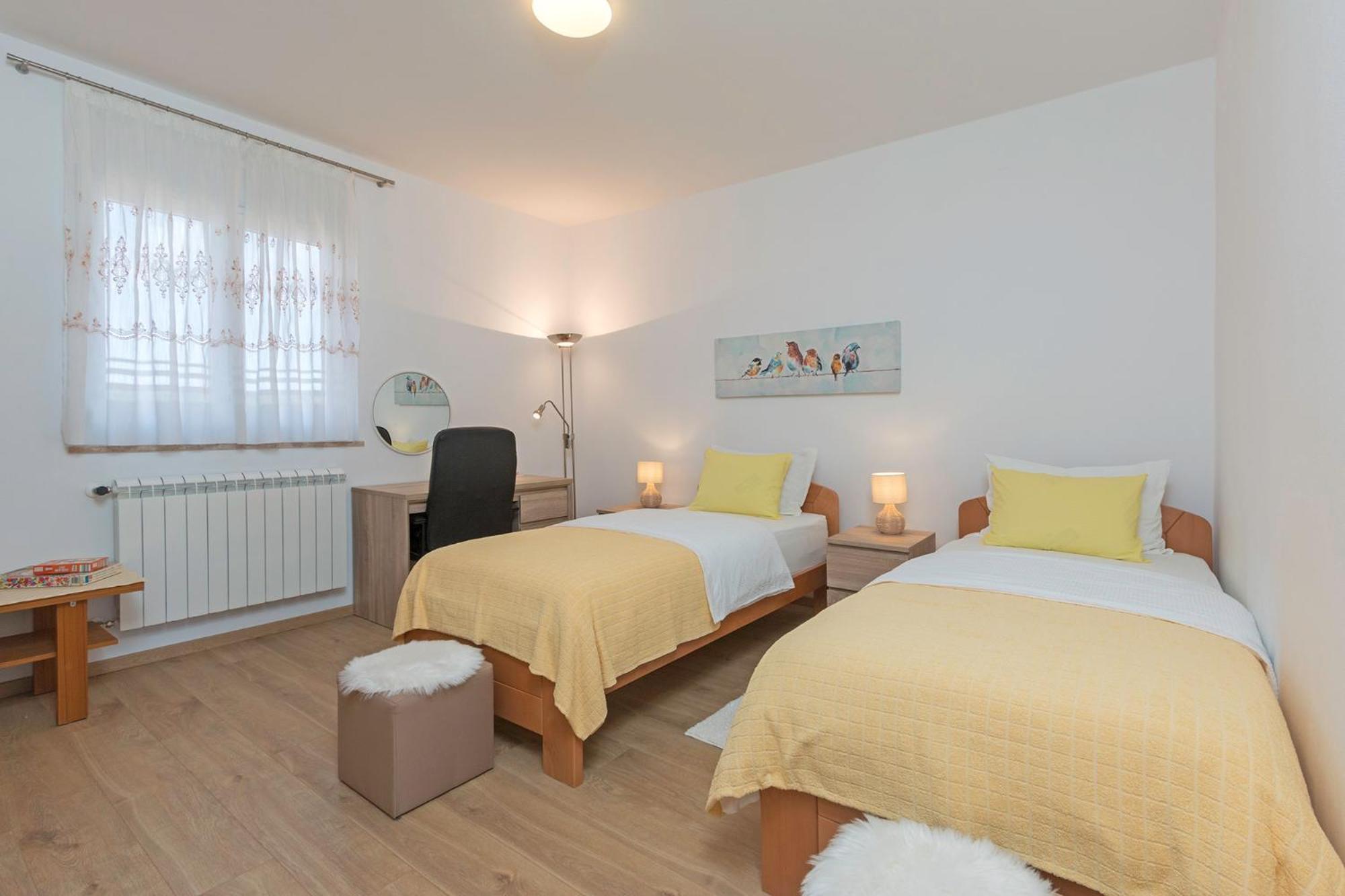 Apartman Oliva พูลา ภายนอก รูปภาพ