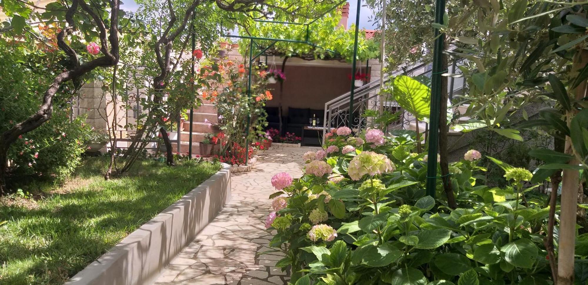 Apartman Oliva พูลา ภายนอก รูปภาพ